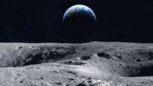 Read more about the article चांद पर कौन कौन गया है – Chand Par Kon Kon Gaya Hai